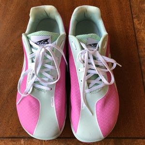Gently used Altra tennis running shoes, size 11